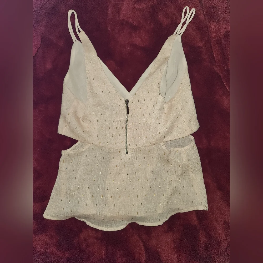 Express Tank Top - Picture 2 of 4